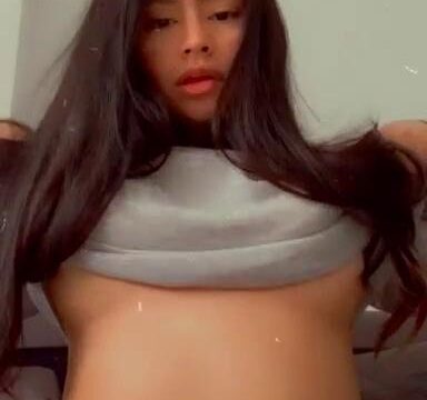 Petitemma Topless Morning Tease Video Leaked
