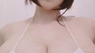 Yoshinobi Chan Big Tits Squeeze Video
