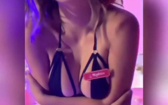 Darshelle Stevens Scoops Ahoy Selfie Video